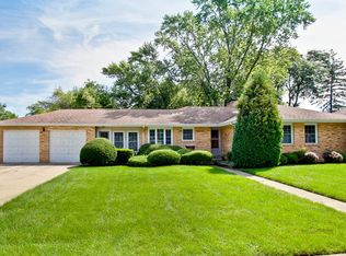 209 S Albert St, Mount Prospect, IL 60056