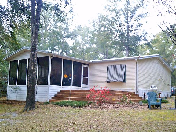 2nd image of 332 SW Hawkins Ct