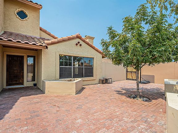 3rd image of 10222 N 54th Dr