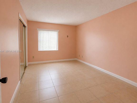 5th image of 4125 W 11th Ln #52