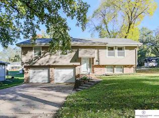 8504 Emmet St, Omaha, NE 68134