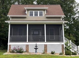 1421 Lake Shore Dr, New London, NC 28127