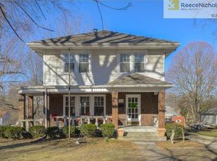 112 SW Madison St, Lees Summit, MO 64063