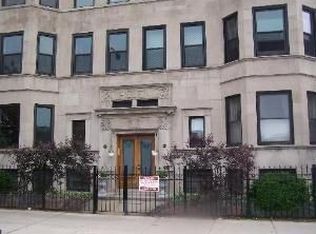 923 W Irving Park Rd #2E, Chicago, IL 60613