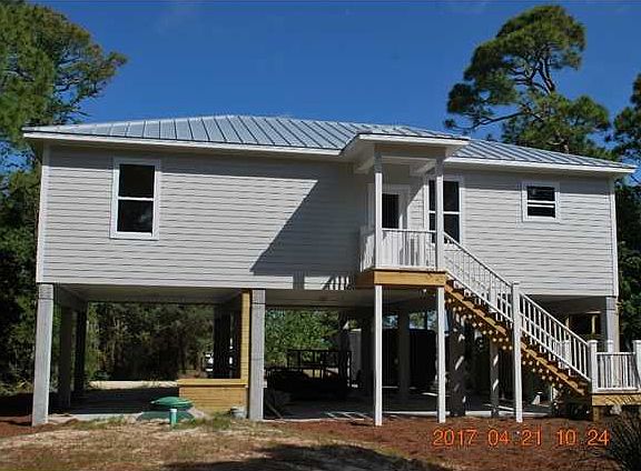 2nd image of 916 W Bayshore Dr