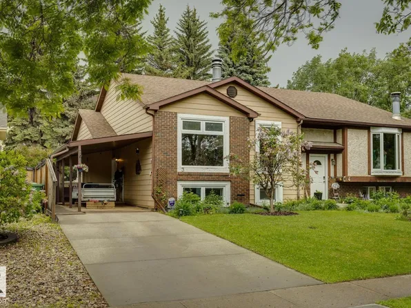 3 Gareth Pl, Saint Albert, AB T8N 3K5