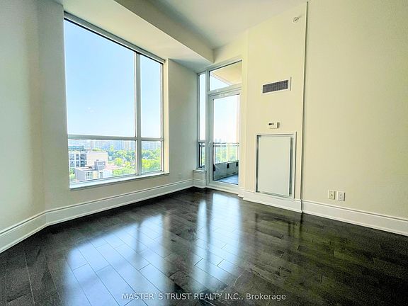 4th image of 23 Glebe Rd W Unit 917