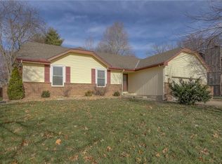15400 W 152nd St, Olathe, KS 66062
