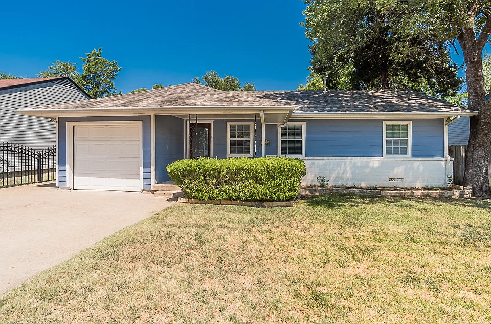 3039 Grayson Dr