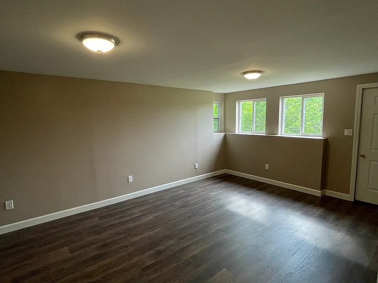 51 Burnham Rd #B01 — Photo 9