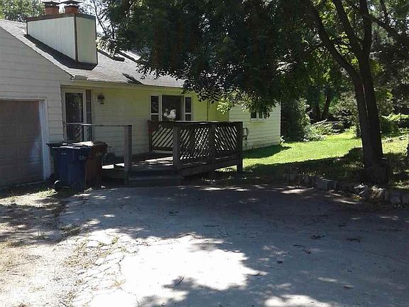 2nd image of 7202 Sarpy Ave