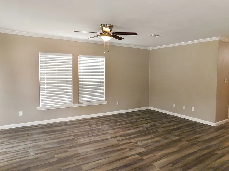 155 Varsity Dr #155 — Photo 31