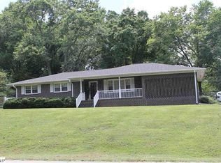 1 N Oak Forest Dr, Greenville, SC 29617