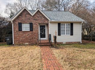 616 Fenimore St, Winston Salem, NC 27103