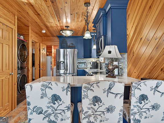 15th image of this home