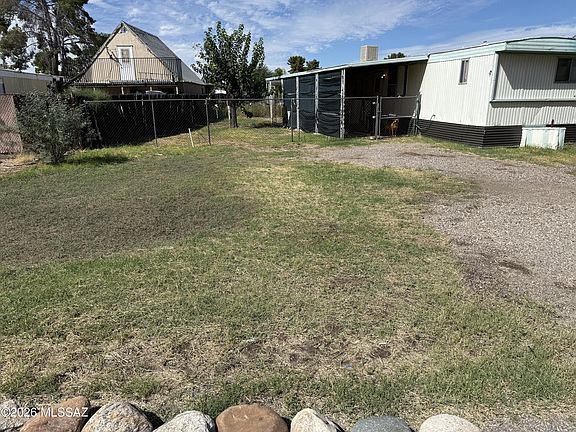 3rd image of 2464 W Diamond St #52
