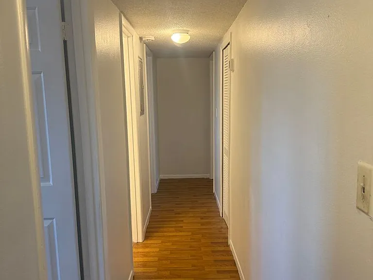 861 Sky Lake Cir #C — Photo 17