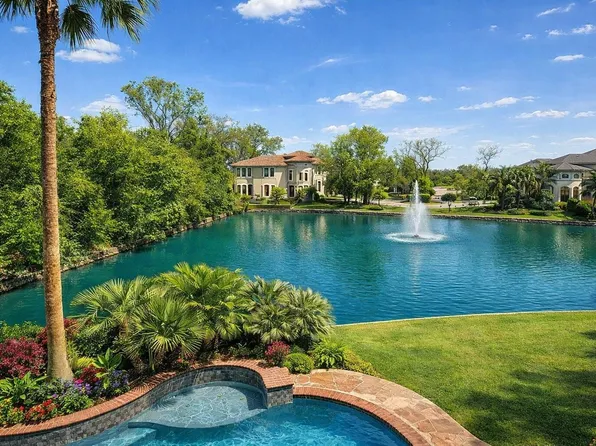 5002 Regency Dr, Sugar Land, TX 77479