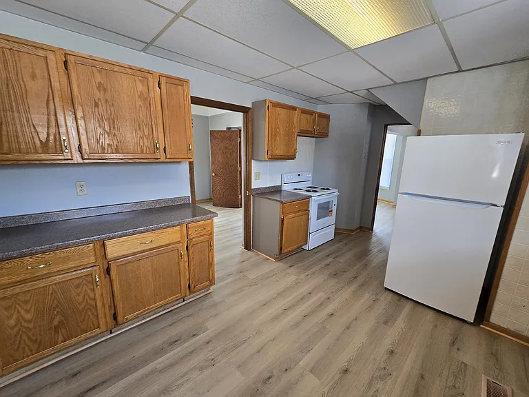 519 Baltimore St — Photo 12
