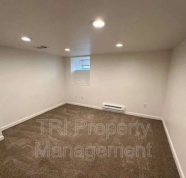 1526 9th Ave #4 — Photo 19