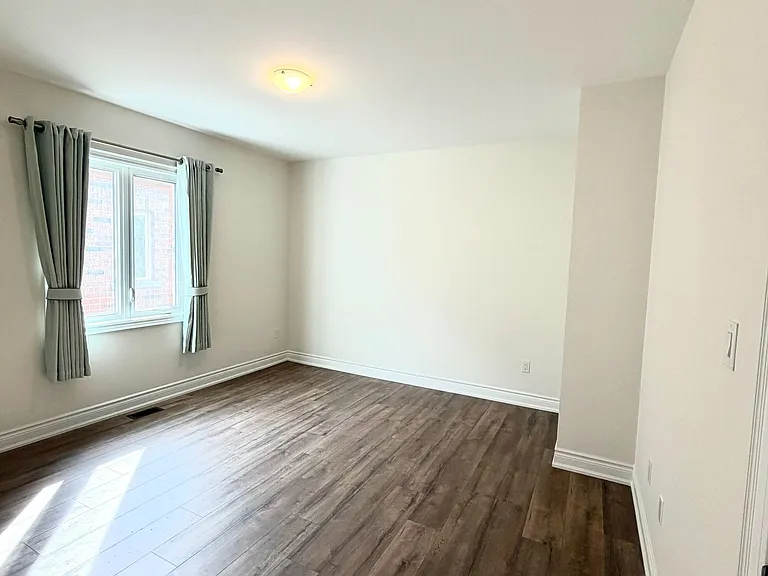 64 Bud Leggett Cres — Photo 14