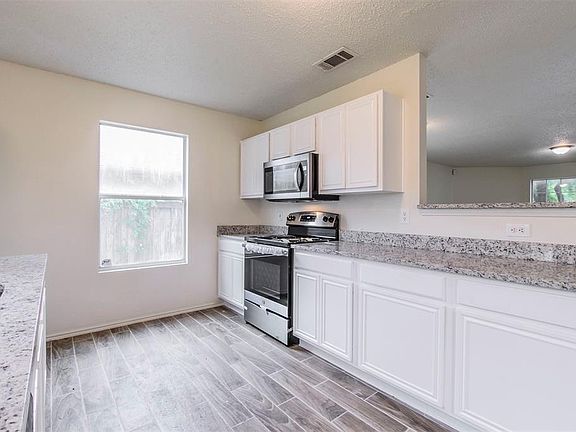 2nd image of 3029 Playa Vista Dr