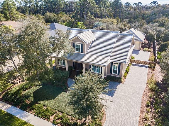 2nd image of 20 Cinnamon Grove Ln