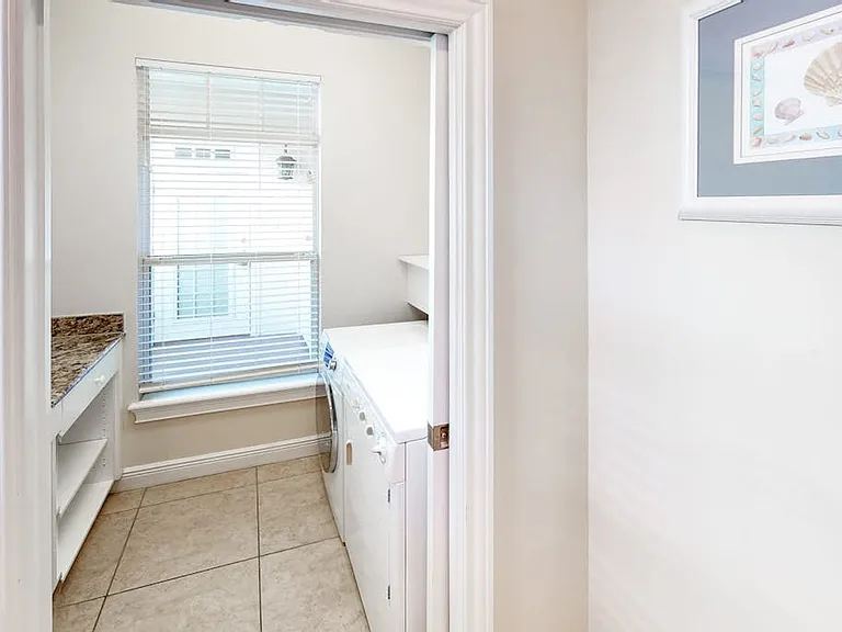Laundry Room Cabinet