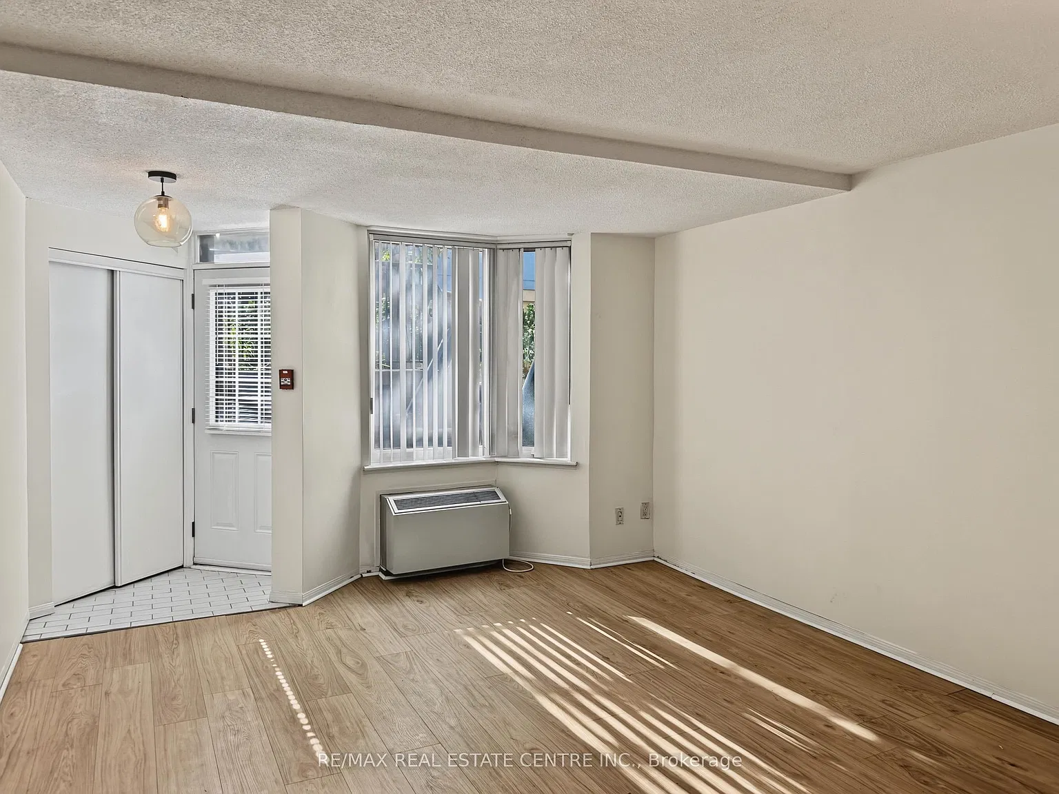 1 bed, $2,700 — Photo 4