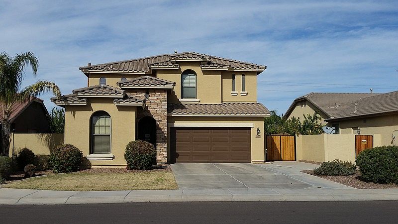 3440 E Pinot Noir Ave.
