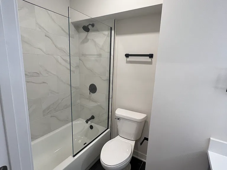 1531 W 18th St #2A — Photo 7