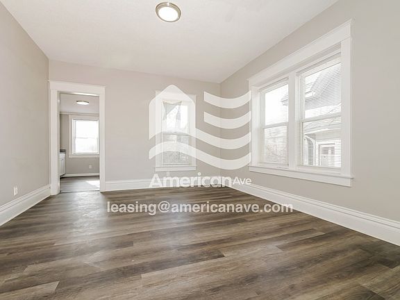 865477_005_dining_room_5.jpg