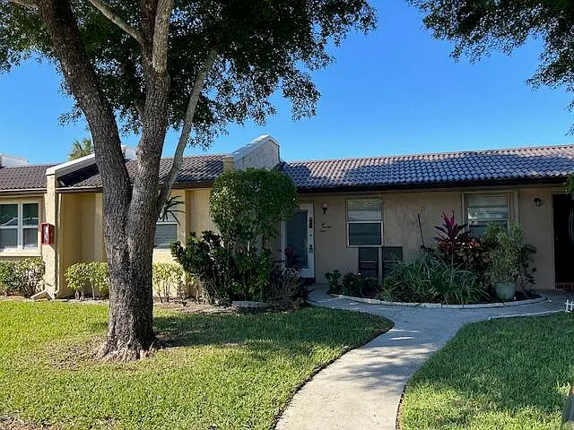 2 bed, 2.0 bath, 1000 sqft, $1,550 — Photo 1