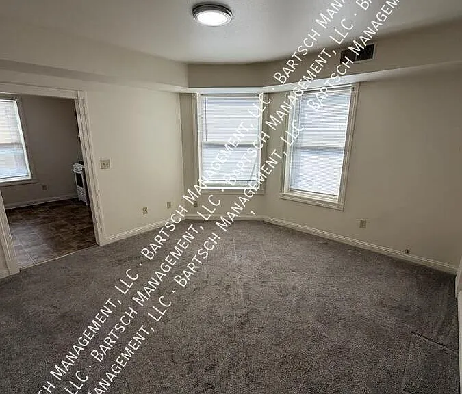 1311 W Madison St #10 — Photo 2