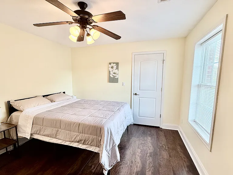103 Capital St #101 — Photo 16