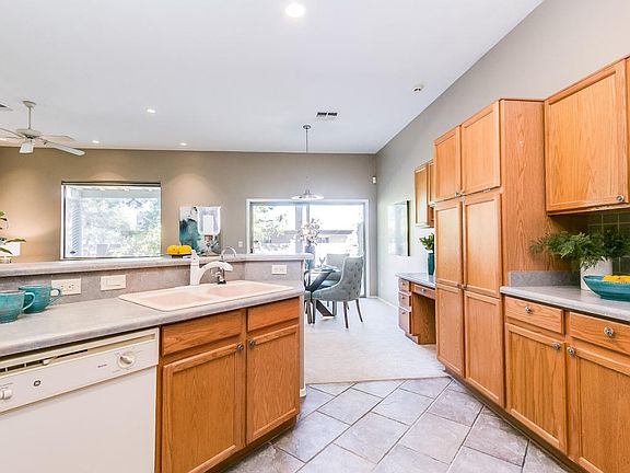 4th image of 2625 N Vuelta Vista Campestre