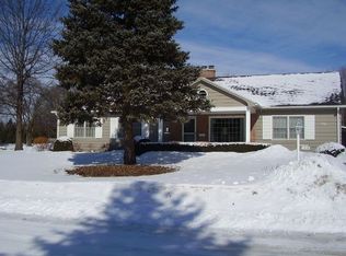 1020 Dixon Dr, Waterloo, IA 50701