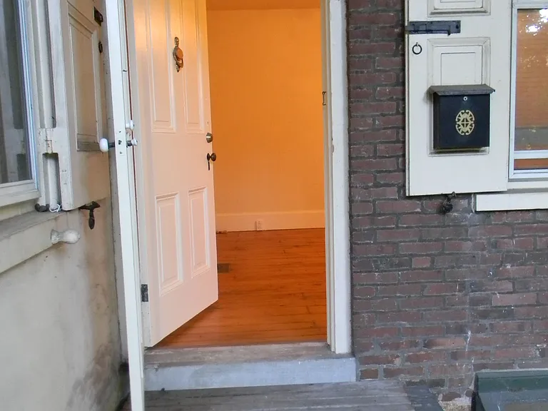 311 N High St — Photo 66