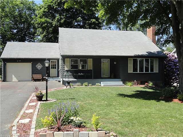 1st image of 30 Maiden Ln