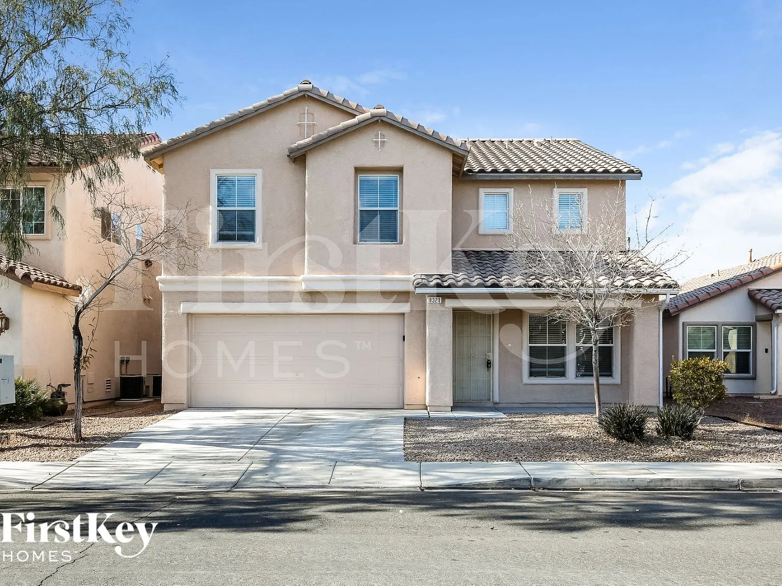 4 bed, 3.0 bath, 2492 sqft, $2,055 — Photo 1