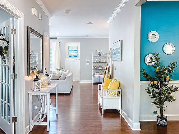 Spacious entry foyer.