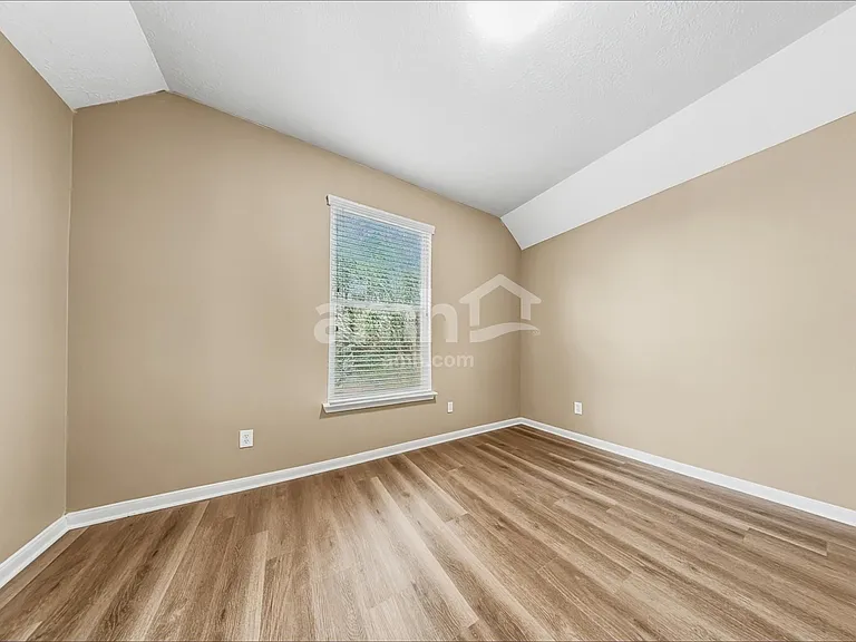 4934 Trailing Clover Ct — Photo 15
