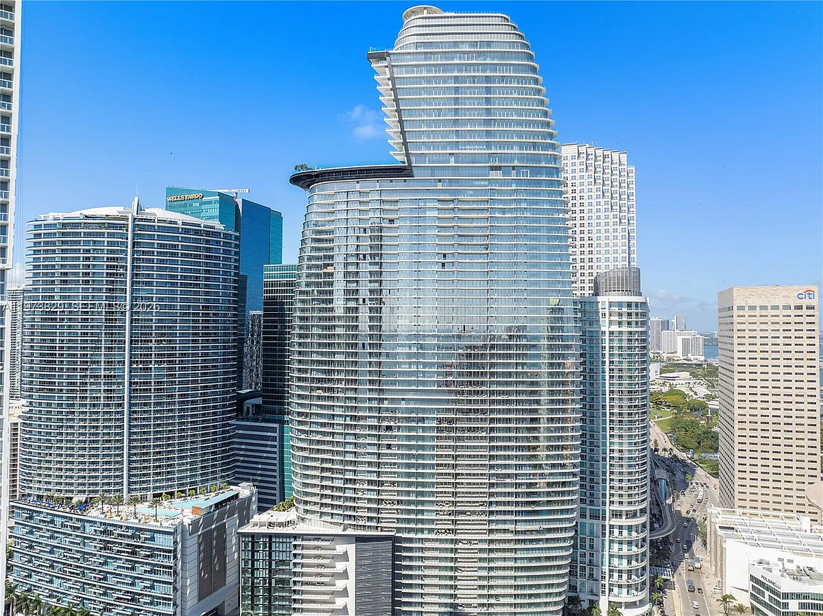 Building Photo - 300 Biscayne Boulevard Way #903
