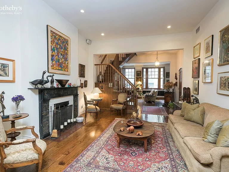 115 W 11th St #1 — Photo 3