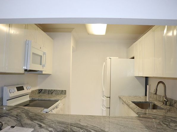 9410 Live Oak Pl APT 203