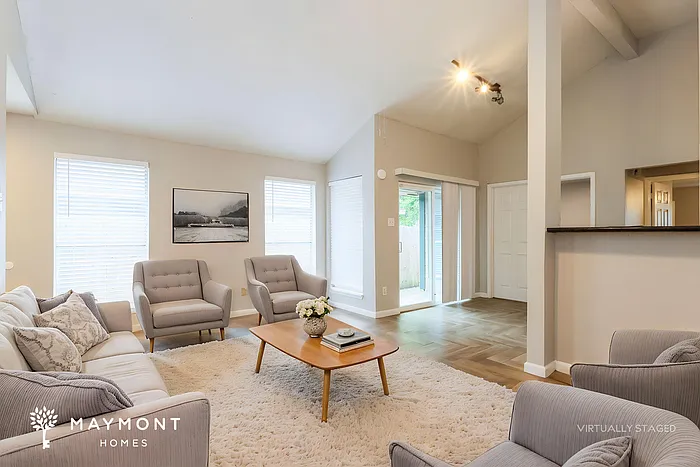 22403 Tree House Ln — Photo 4