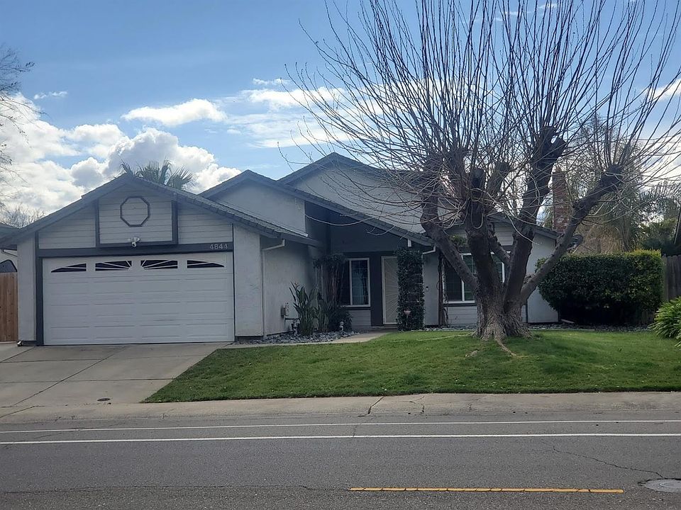 1st image of 4844 Monument Dr