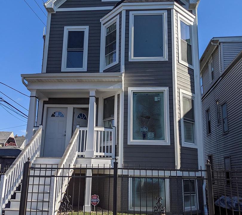 1st image of 2743 N Hamlin Ave