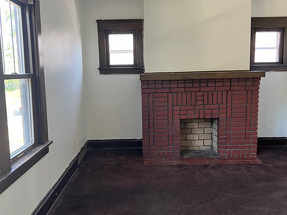 5th image of 4899 E 97th St