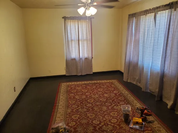 5334 Haskell Ave, Kansas City, KS 66104